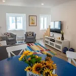 Grandchildren's House * Ericeira
